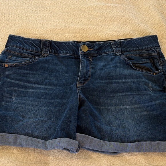 Democracy Pants - NWOT 18W Democracy Dark Blue Jean cuffed Shorts